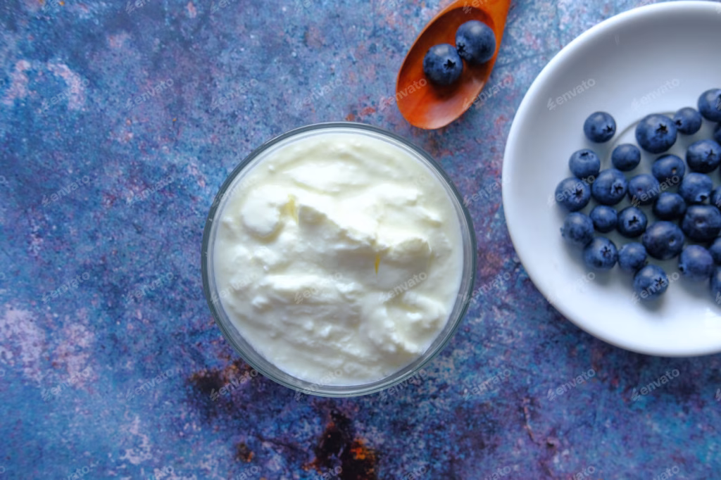 grecki jogurt z borówkami 